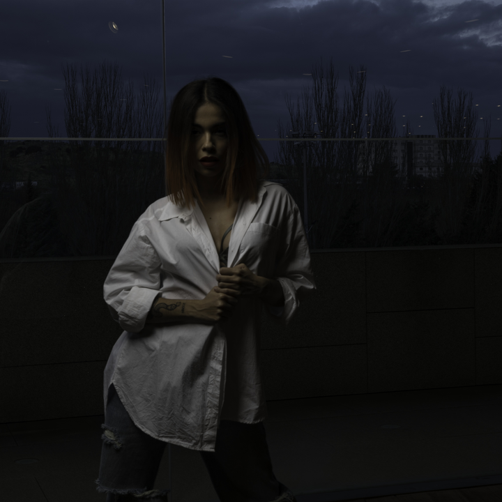 Mastering Light in Portraits: Photography Workshop with Julián Villar. Lienzo Norte, Avila. December 2024. Model: Laura JV [IG: laurrx_vq ]