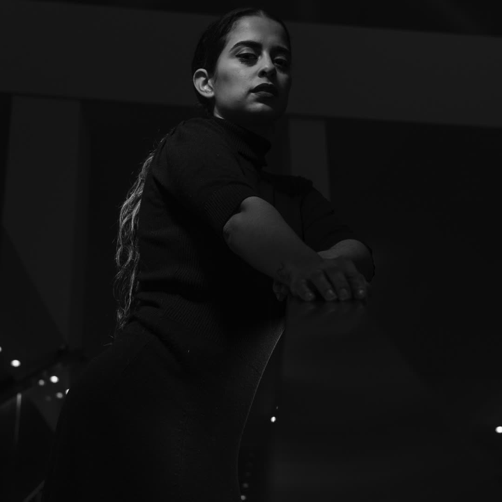 Mastering Light in Portraits: Photography Workshop with Julián Villar. Lienzo Norte, Avila. December 2024. Model: Darling [IG: darling.ospina2 ]