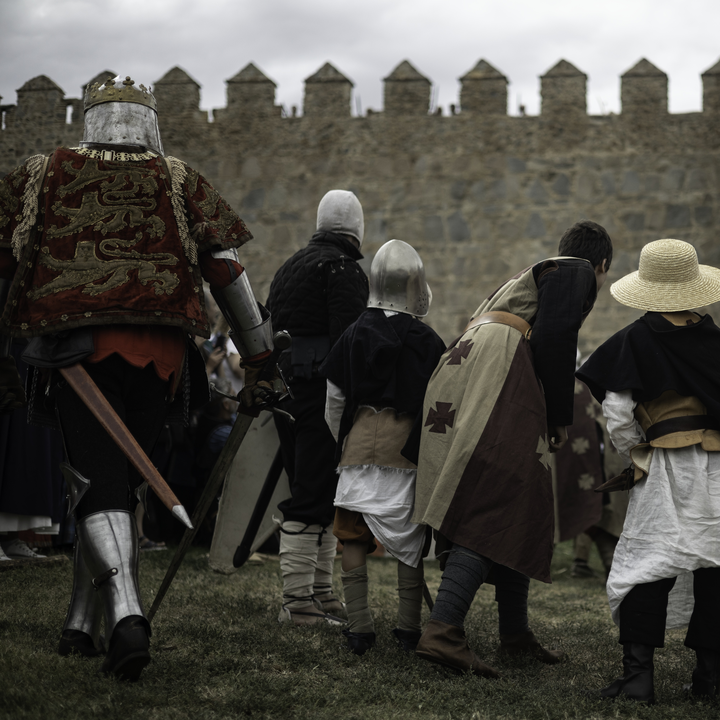  The king about to storm the wall at the Reenact Rampart Assault at Ávila's Historic Market and Fair. Taken in September 2025. 