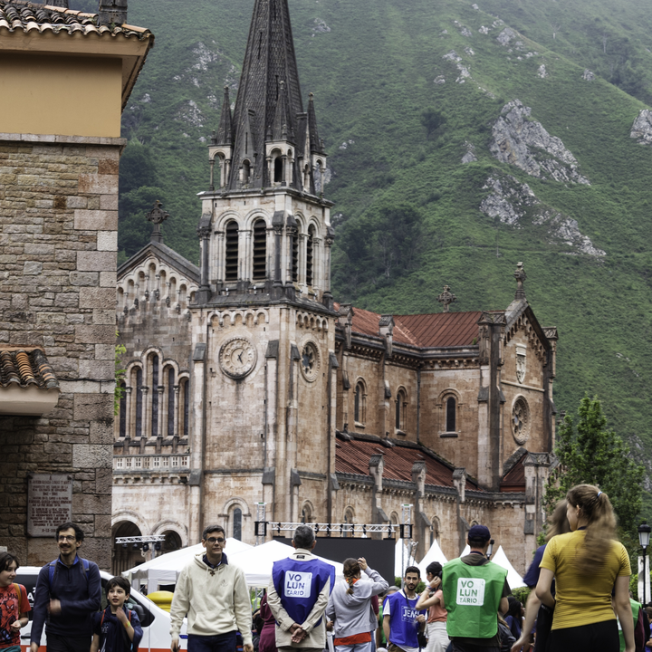  Youths gather in front of the Basilica of Covadonga for the 2024 JEMJ celebration in Asturias, Spain, under the motto 