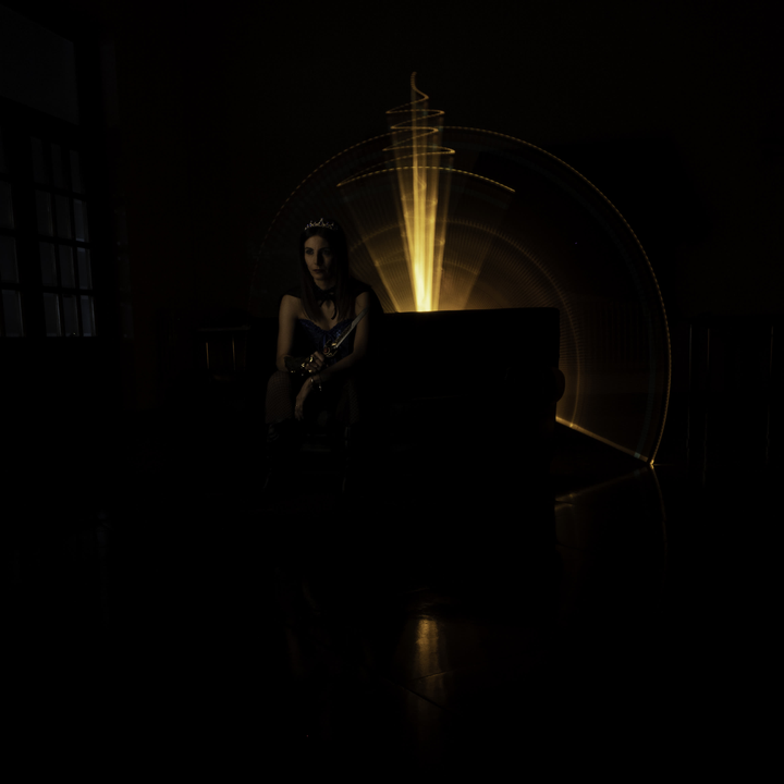 Lightpainting workshop, withIG/@a_l_moreta | Model: IG/@rebekamarting