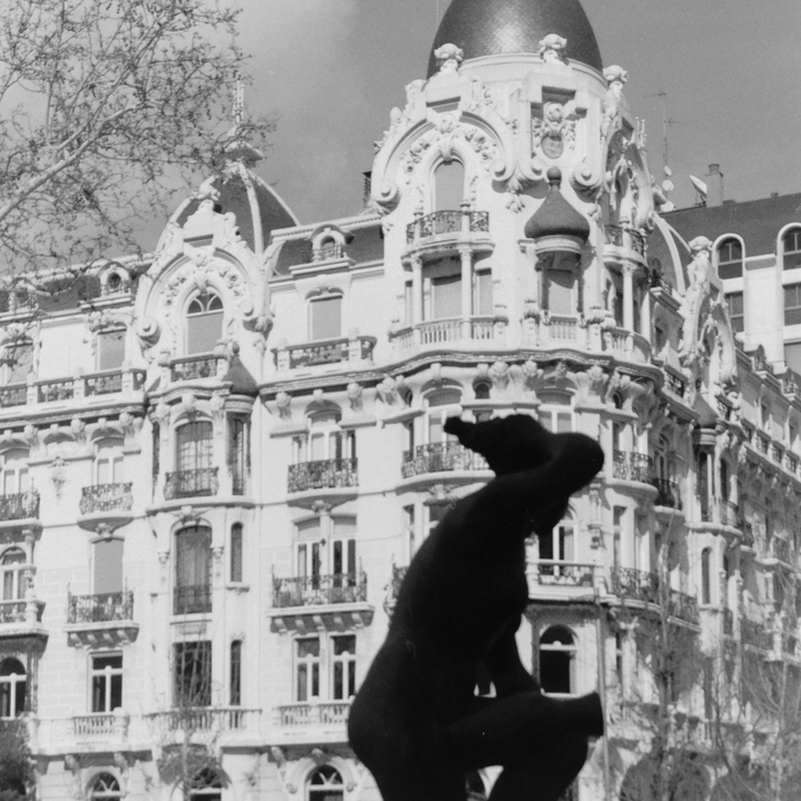 Casa Gallardo and the Fountain of the Nacimiento del Agua
